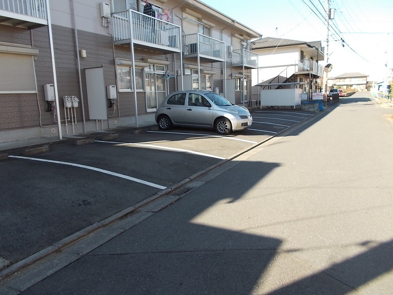 トラッド北本Aの駐車場