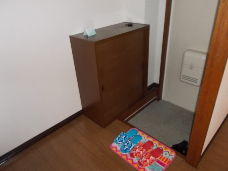 トラッド北本Aの玄関