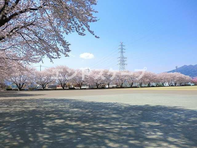 シュタイン　ノルデンの周辺|子持ふれあい公園まで650m
高崎、前橋のお部屋探しはエンドスケープまで！お客様の理想お聞かせ下さい♪