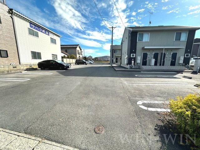 AXIS Aの駐車場
