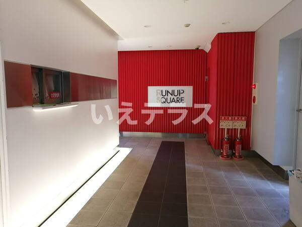 ラナップスクエア湊川公園のロビー
