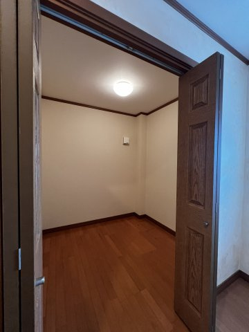 津福本町貸家の収納