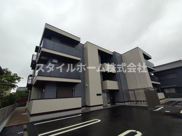 D-avance北側の外観