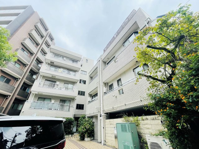 Ｊヒルズの外観