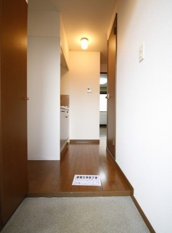 アンプルールフェール鴻巣の玄関