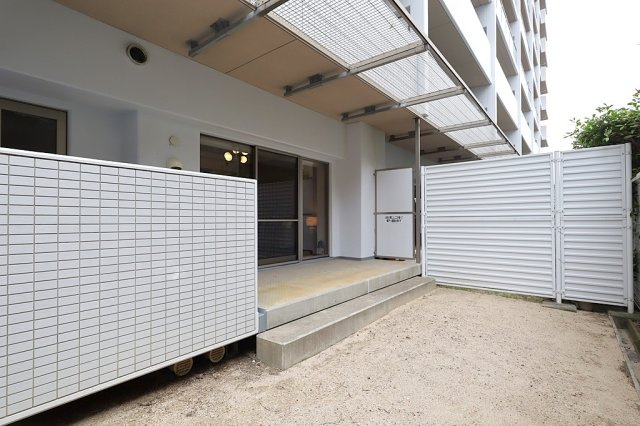 シーコートヤード西宮・香櫨園の庭