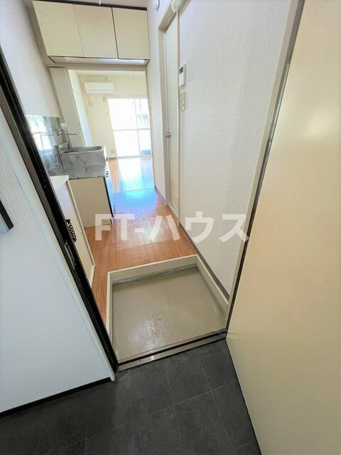 グリーンハイツの玄関