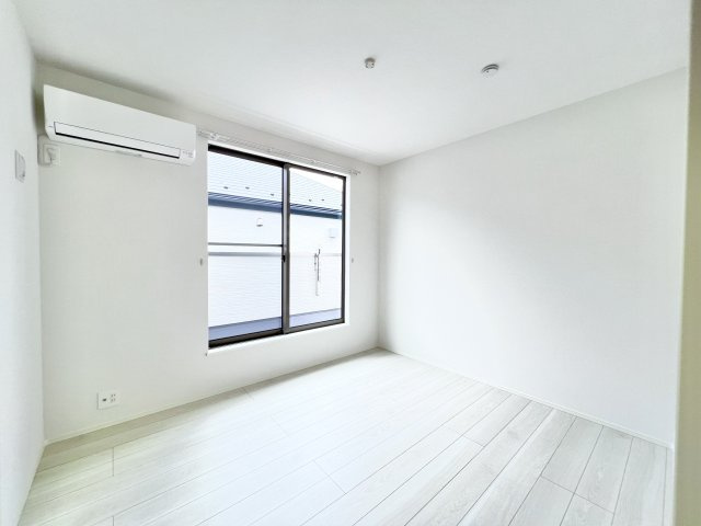Ｓｕｍａｉ－ｔｏ千葉市若葉区若松台０１の洋室