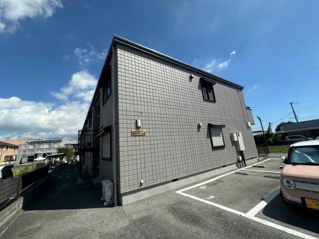 メゾン鷹取の外観