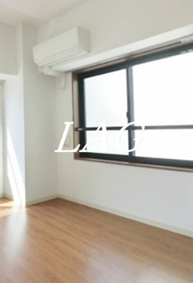 【居間・リビング】 | ＬＥＯ六拾番館 | 洋室のお部屋です。