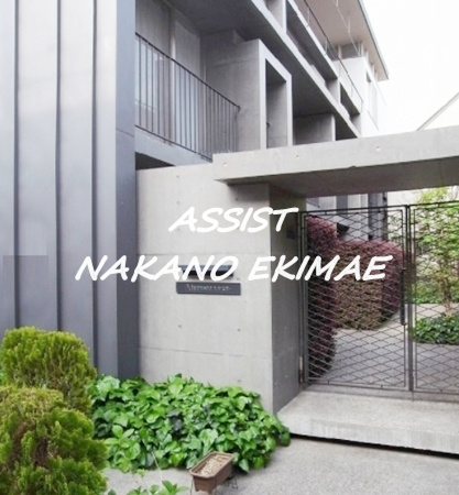 Apartmentなかなか（アパートメントナカナカ）のエントランス