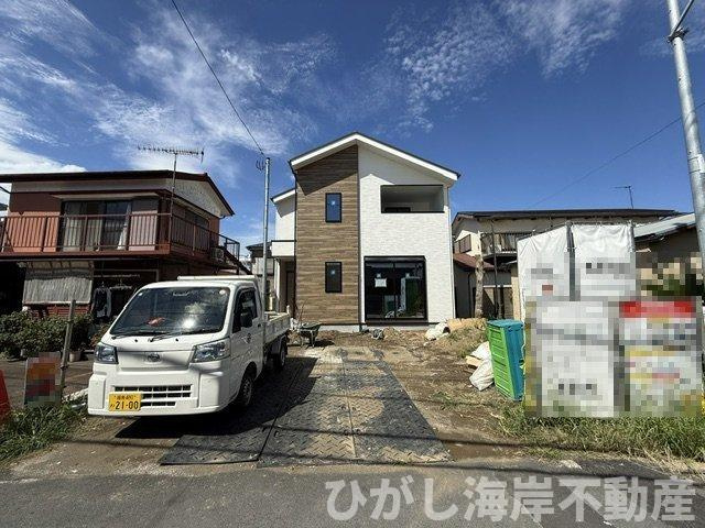 平塚市榎木町　新築戸建　の外観|9月14日撮影　建築中　現地外観
