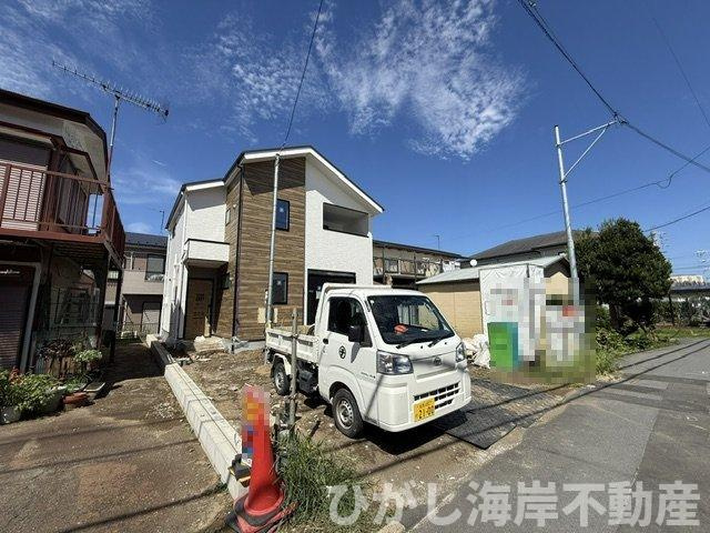 平塚市榎木町　新築戸建　の外観|9月14日撮影　建築中　現地外観
