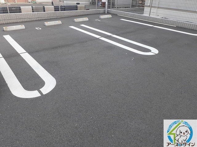 Angel heart NKTの駐車場