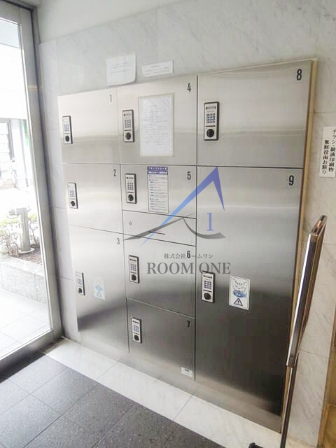 デュオフィール島津山のその他共用部分|宅配ボックスです。