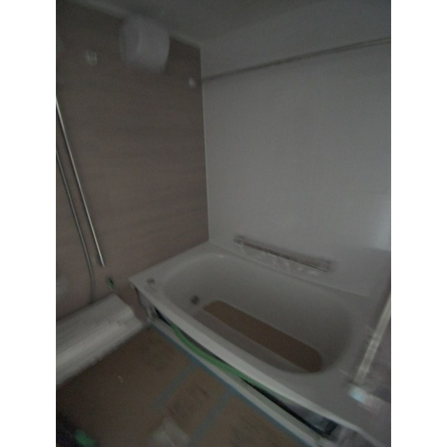 荒川区南千住７丁目の賃貸マンションの浴室