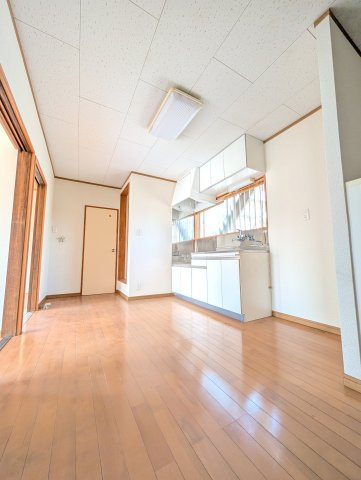 日高市上鹿山 ハイツ林Bのキッチン