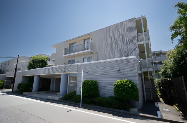 練馬区平和台3丁目　アドゥー氷川台　最上階×フルリノベーションの外観
