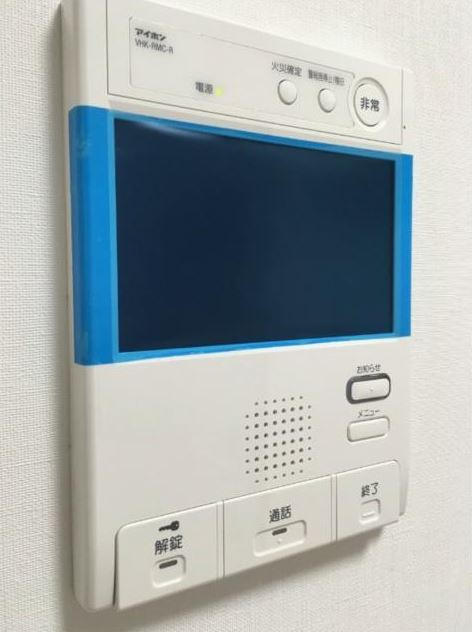 メイクスデザイン新宿のセキュリティ|モニター付きインターホン（別室参考写真）