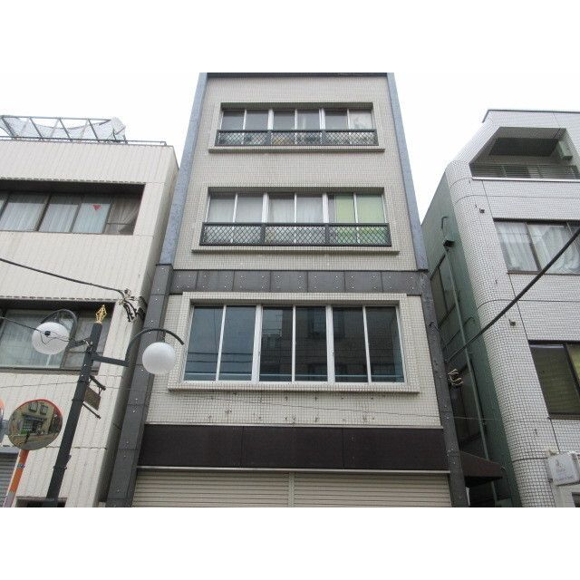 朝日屋ビルの外観