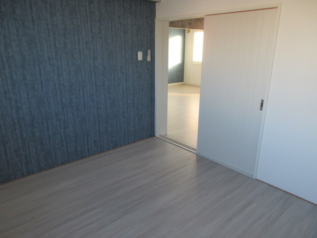 cuore（クオーレ）新町の洋室
