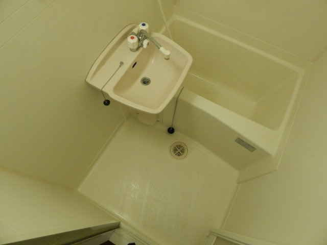 レオパレスさくらの独立洗面台