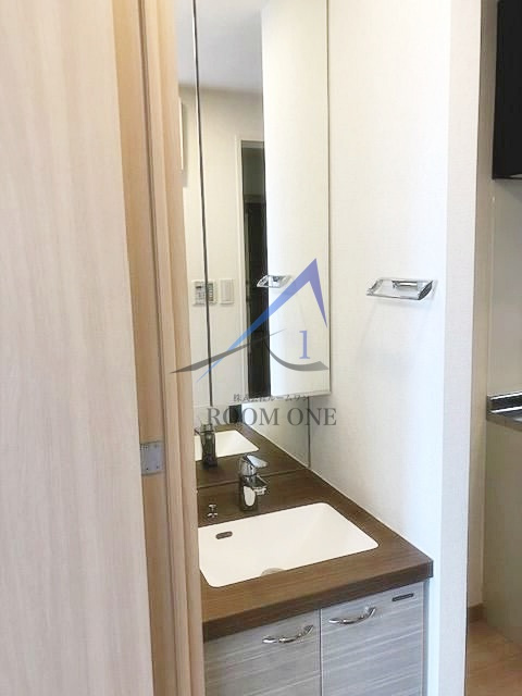 ルーブル大鳥居参番館の洗面所|洗面台です。