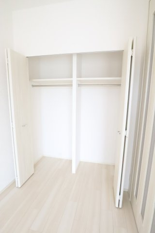 大阪市都島区都島本通４丁目の賃貸マンションの収納
