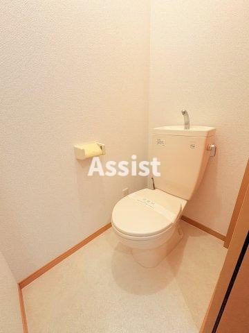 世田谷区宮坂３丁目のアパートのトイレ