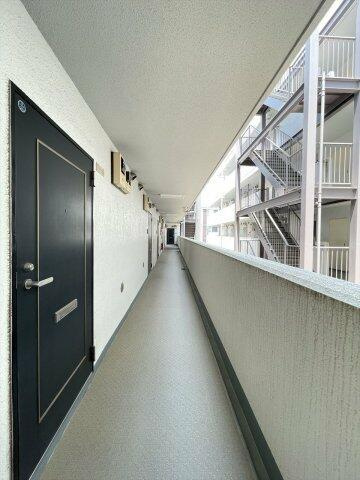 川崎市多摩区登戸の賃貸マンションのロビー