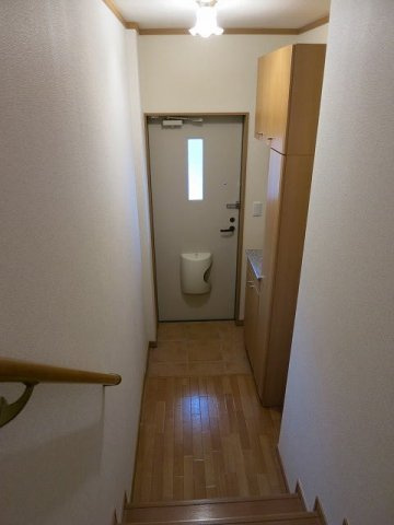 モデストハピネスの玄関