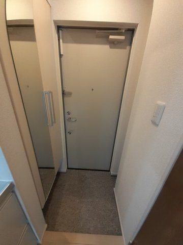 グランシュテルの玄関