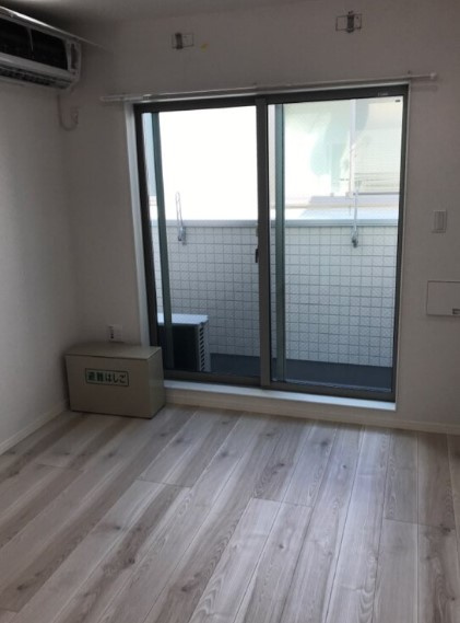 ROBOT HOUSE 蕨の居間・リビング
