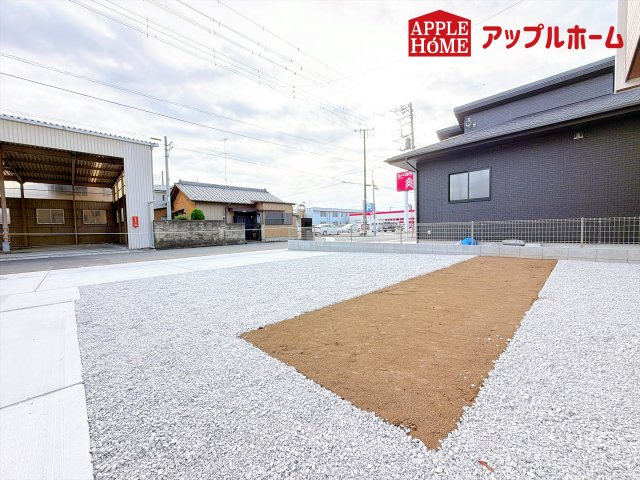 [新築住宅] 行田市旭町 全2棟の駐車場|資料請求、お電話でのお問合せ、いつでも丁寧に対応させていただきます！不動産業界のプロフェッショナルが集う弊社にぜひ一度ご相談ください！
