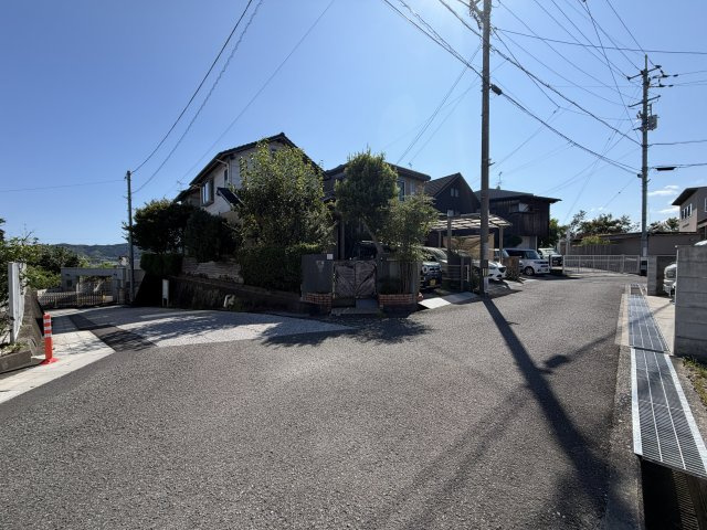 【前面道路含む現地写真】 | 大津茶山団地分譲地241