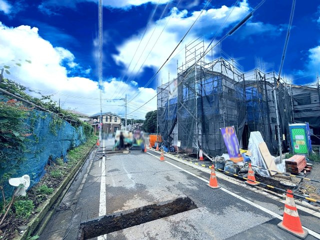 【前面道路含む現地写真】 | 練馬区土支田4丁目　新築分譲住宅　全3棟（成増店） | 太陽光発電標準装備
