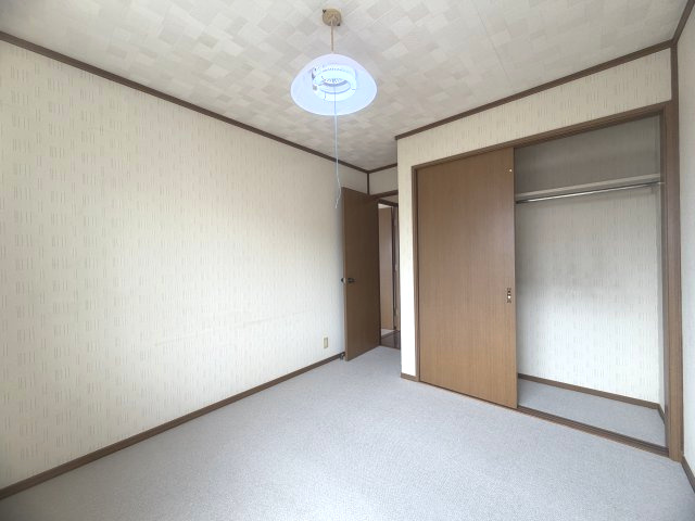 神戸市西区竹の台5丁目戸建の洋室