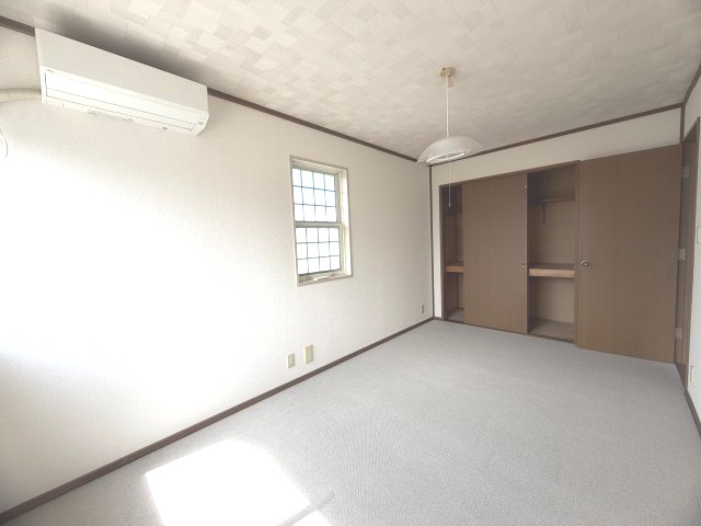 神戸市西区竹の台5丁目戸建の洋室