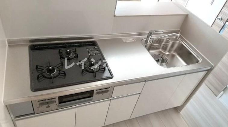 セレスティア東瑞江のキッチン