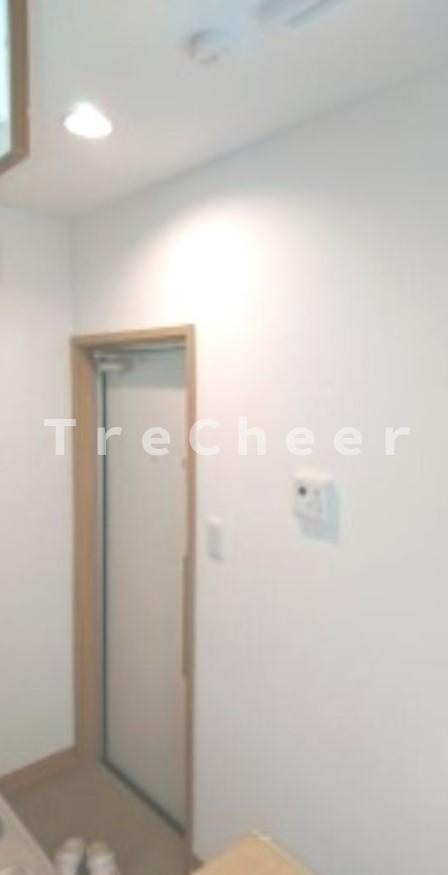 THレジデンス志村三丁目の玄関