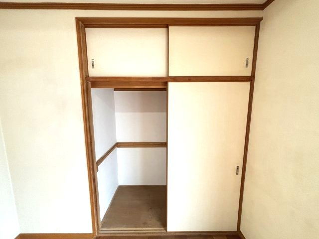 木戸山町貸家の収納