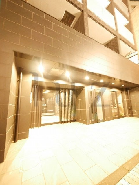 レア横濱天王町壱番館のエントランス
