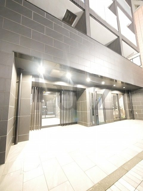 レア横濱天王町壱番館のエントランス