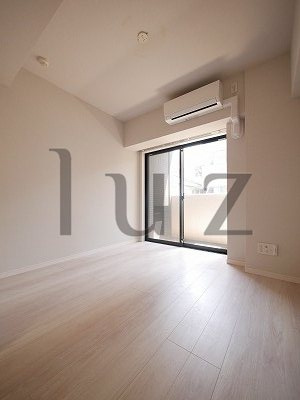 レア横濱天王町壱番館の居間・リビング
