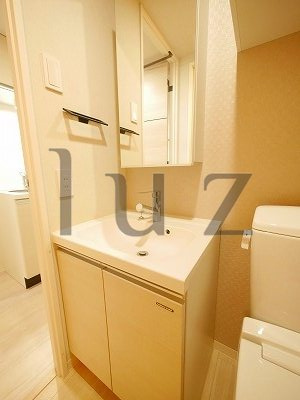 レア横濱天王町壱番館の洗面所