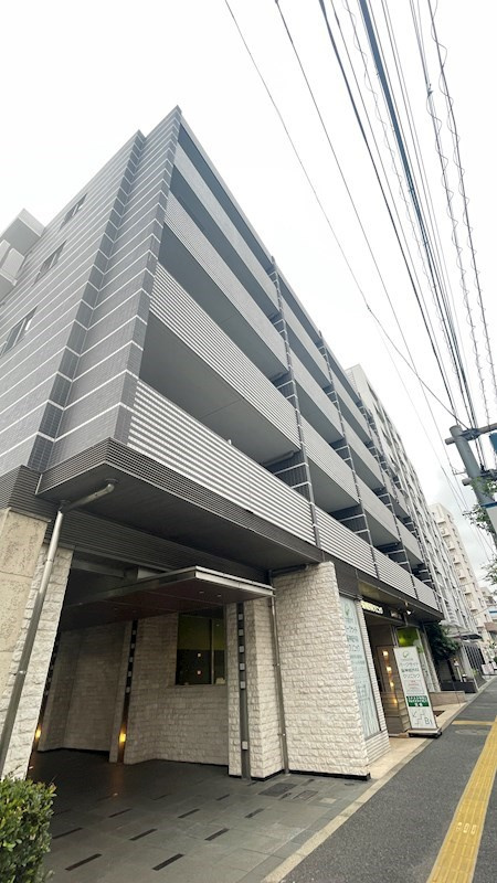 カスタリア三宿の外観