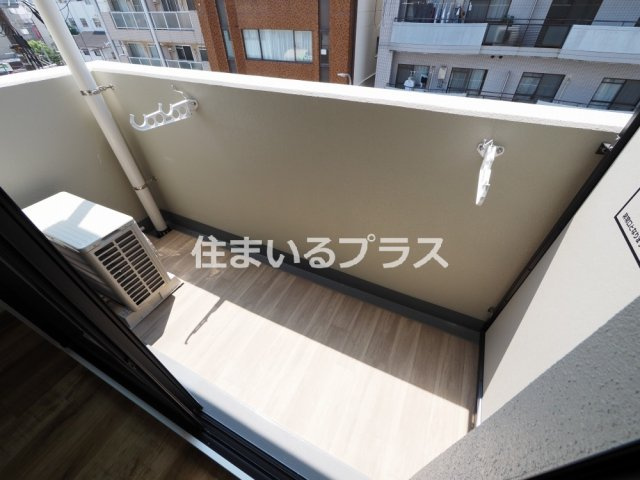 オルフェア都島のバルコニー