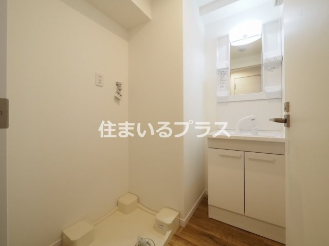 オルフェア都島の洗面所