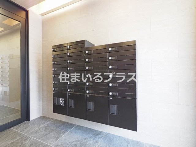 オルフェア都島のロビー