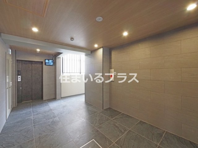 オルフェア都島のロビー